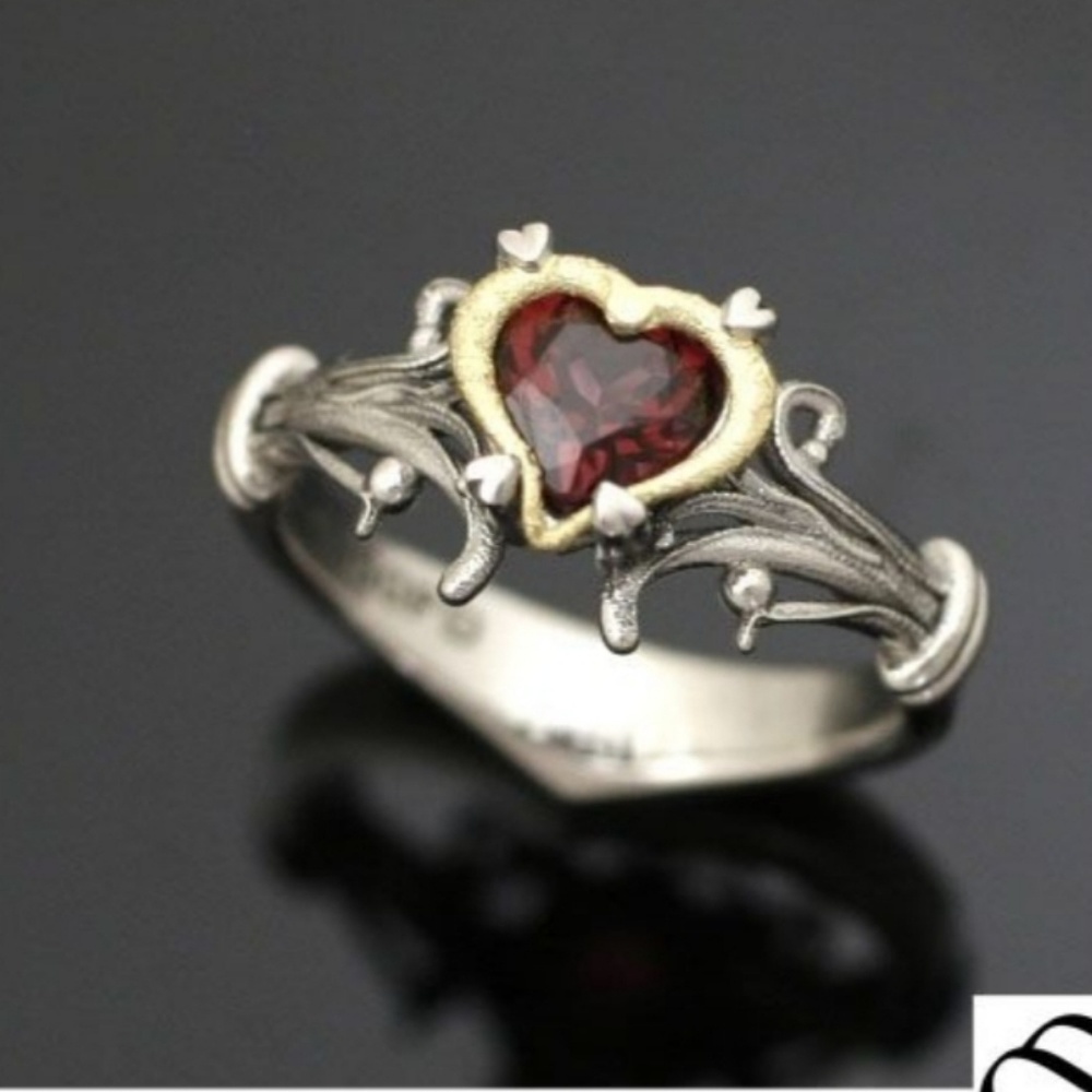 Rustic twilight heart ring